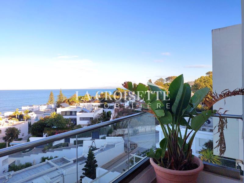 Appartement S+3 vue sur mer à La Marsa